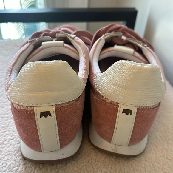 Birdies Pink Roadrunner Sneaker size 10.5 EUC - Picture 3 of 4